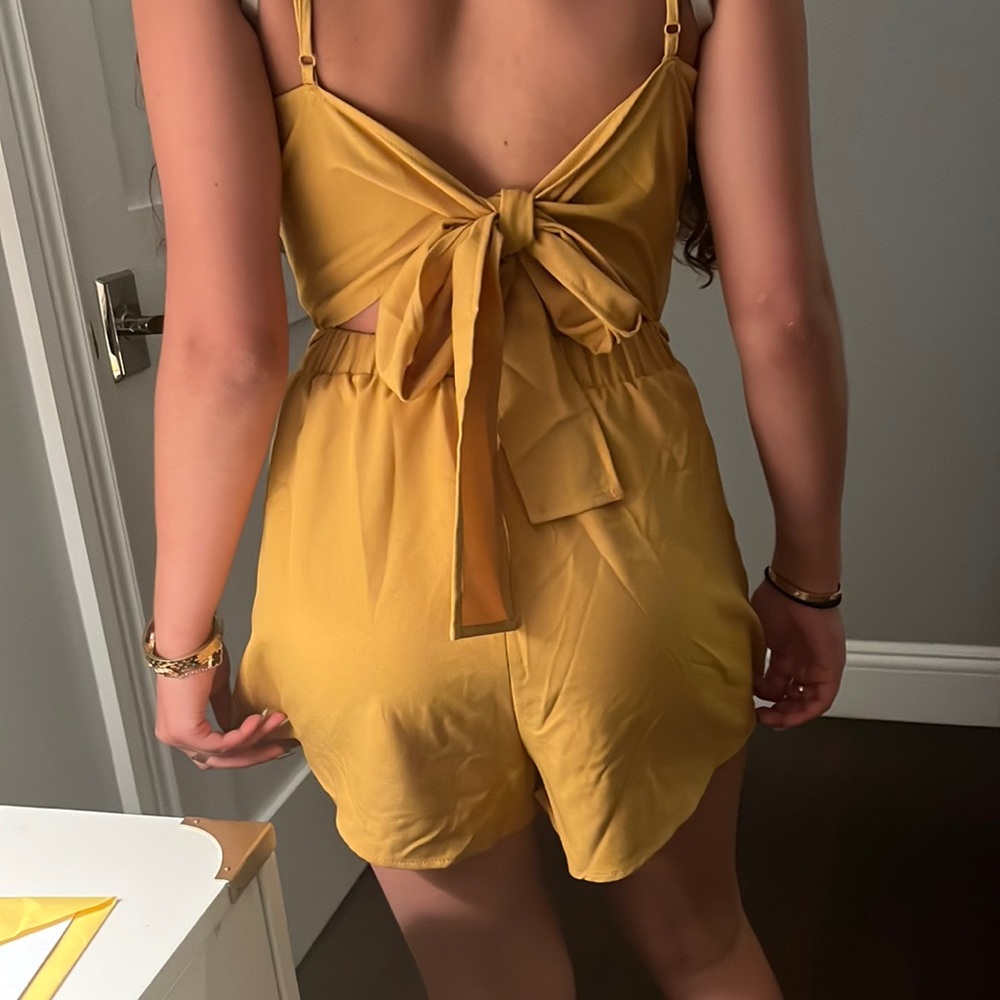 romper - Picture 4 of 4